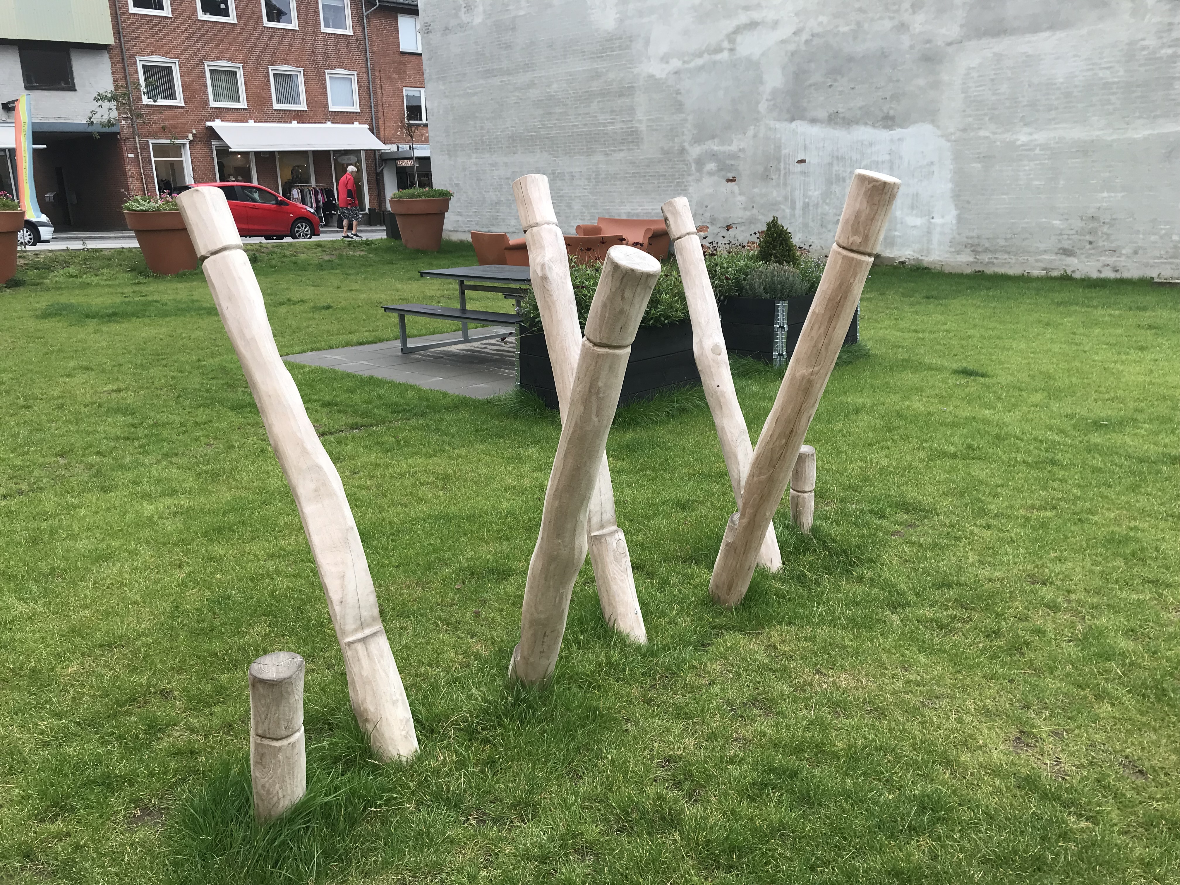 Stilts and Balance Posts